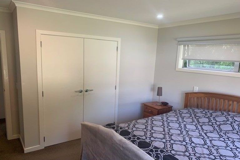 Photo of property in 35 Motukaraka Point, Pauatahanui, Porirua, 5381