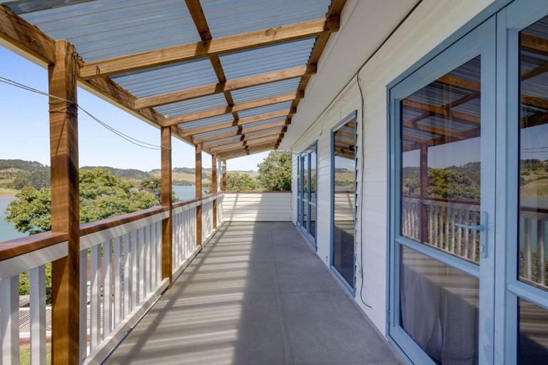 Photo of property in 6 Mara Kai Lane, Raglan, 3225