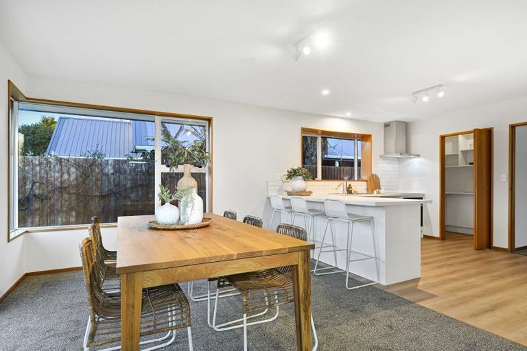 Photo of property in 5 Aberfoyle Place, Parklands, Christchurch, 8083