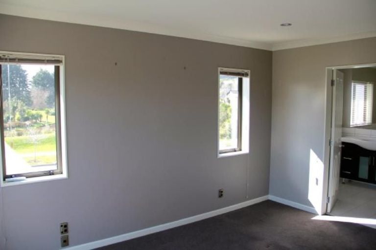 Photo of property in 1 Jade Lane, Paraparaumu, 5032
