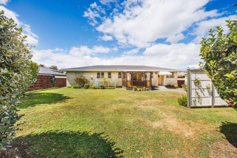 Photo of property in 28 Kennedy Avenue, Feilding, 4702