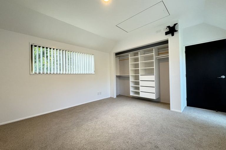 Photo of property in 64f3 Kaikoura Street, Maupuia, Wellington, 6022