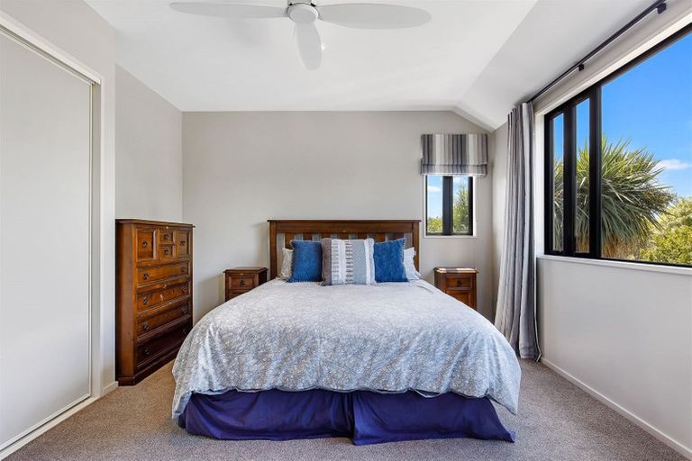 Photo of property in 1 Sharnbrook Lane, Casebrook, Christchurch, 8051