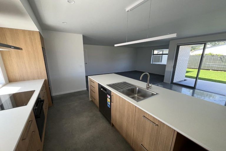 Photo of property in 1 Wheeler Place, Upper Vogeltown, New Plymouth, 4310