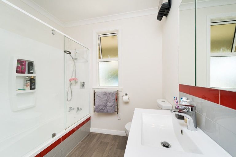 Photo of property in 5 Terrace Street, Roslyn, Palmerston North, 4414