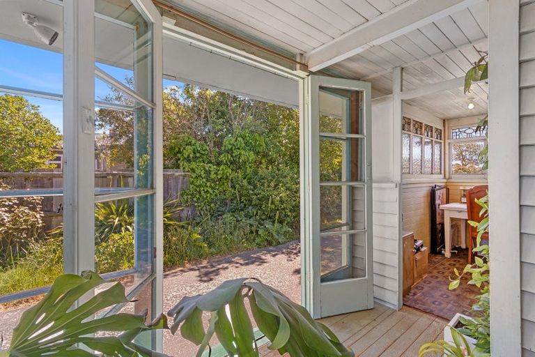 Photo of property in 10 Chichester Street, Woolston, Christchurch, 8023