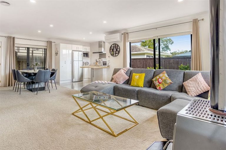 Photo of property in 8 Clover Drive, Henderson, Auckland, 0610