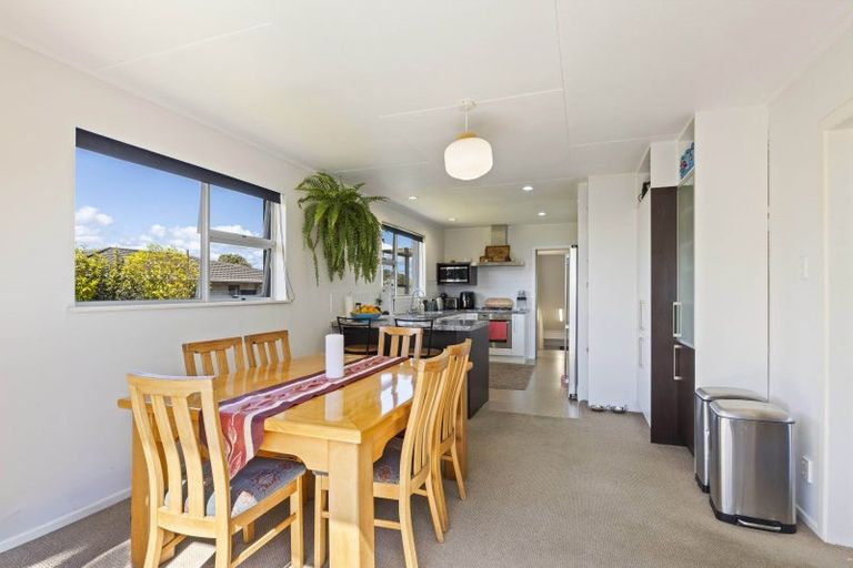 Photo of property in 29 Barrett Street, Westown, New Plymouth, 4310