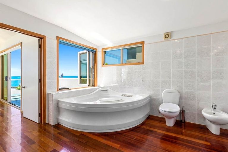 Photo of property in 5 Gilberd Place, Torbay, Auckland, 0630