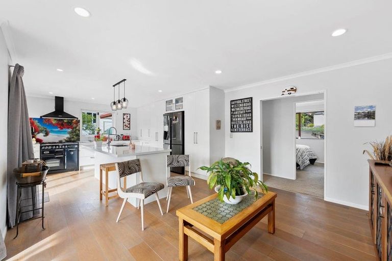 Photo of property in 41 Kent Terrace, Riverhead, 0820