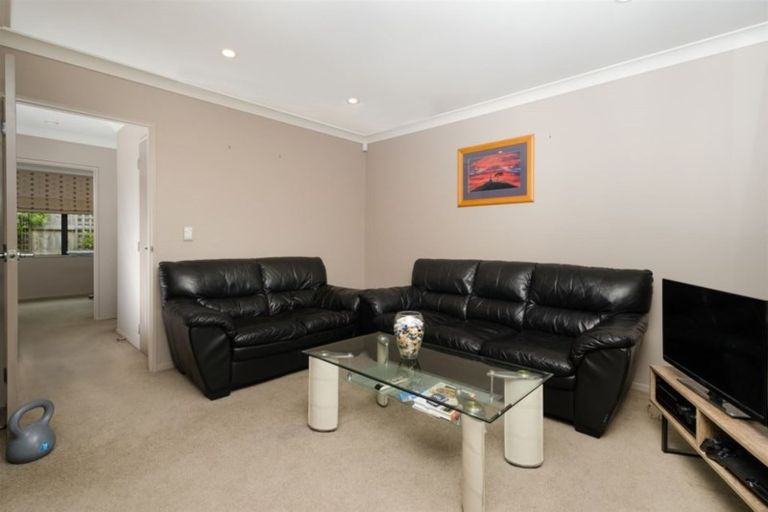 Photo of property in 22 Jezero Drive, Massey, Auckland, 0614