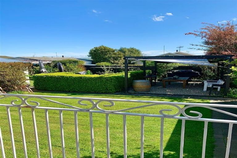 Photo of property in 8 Goodger Street, Waipukurau, 4200