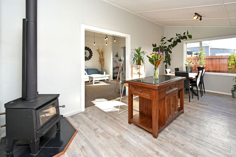 Photo of property in 7 Seymour Street, Hornby, Christchurch, 8042