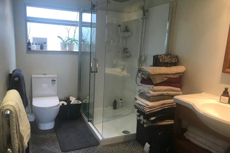 Photo of property in 2/11 Montrose Terrace, Mairangi Bay, Auckland, 0630