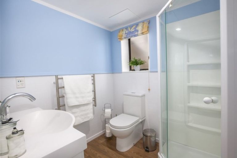 Photo of property in 10 Kowhai Street, Tawa, Wellington, 5028