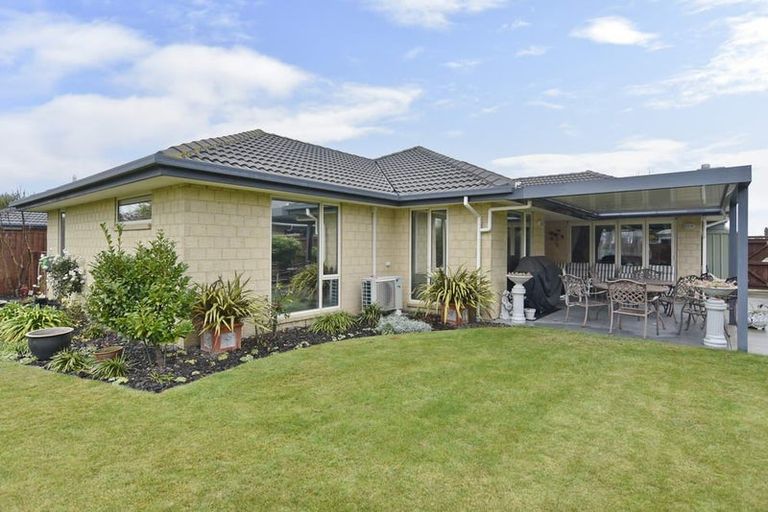 Photo of property in 32 Kensington Avenue, Rangiora, 7400
