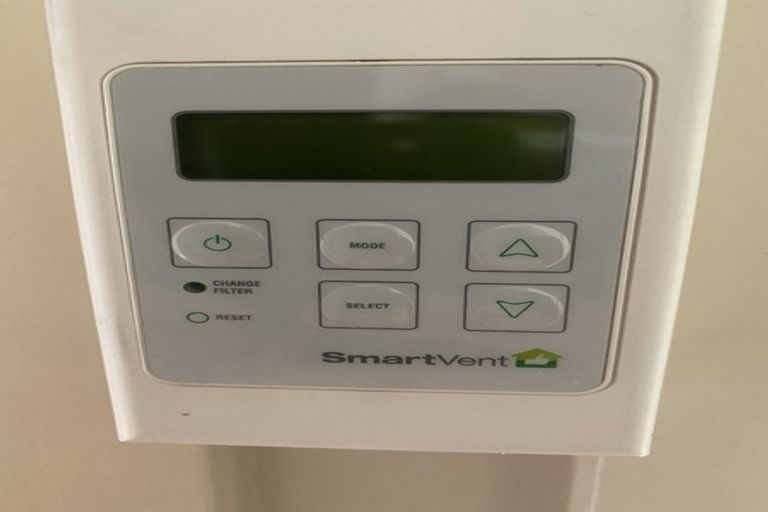 Photo of property in 6 Huia Street, Riccarton, Christchurch, 8041