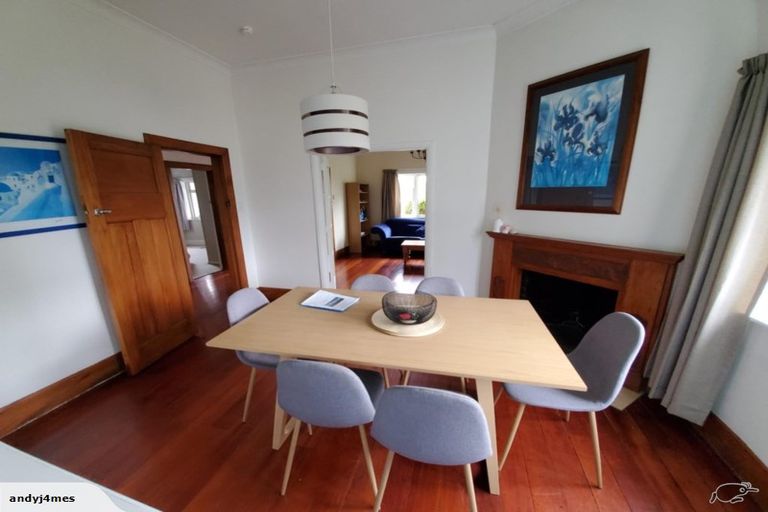 Photo of property in 56 Freyberg Street, Lyall Bay, Wellington, 6022