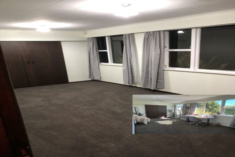 Photo of property in 21 Wakely Road, Newlands, Wellington, 6037