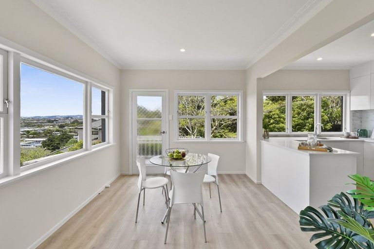 Photo of property in 1a Prospect Terrace, Pukekohe, 2120