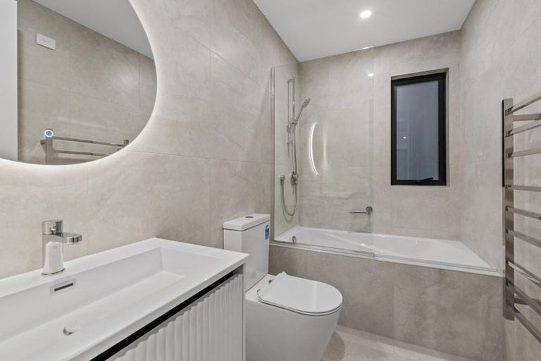 Photo of property in 9c O'donn Avenue, Beach Haven, Auckland, 0626