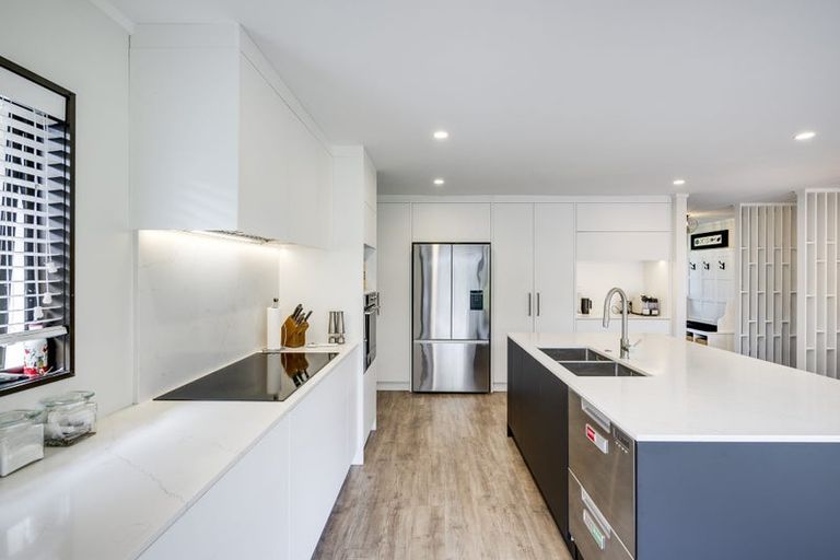 Photo of property in 1 Ewan Place, Taradale, Napier, 4112