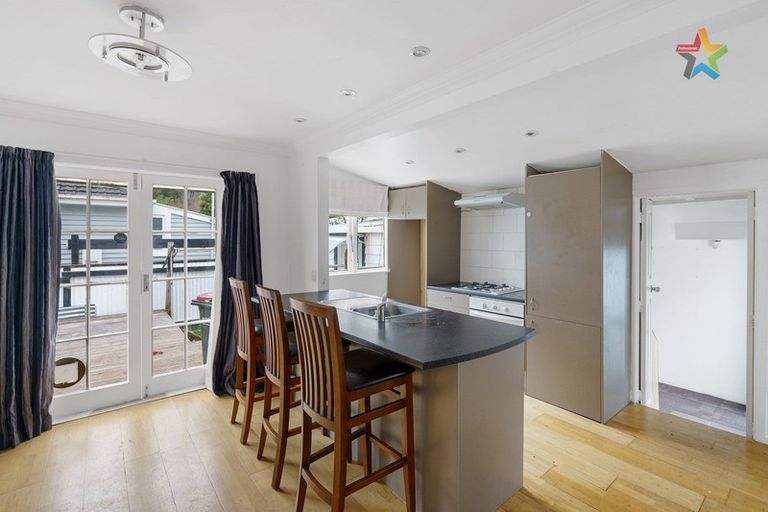 Photo of property in 2 Homedale Road, Wainuiomata, Lower Hutt, 5014