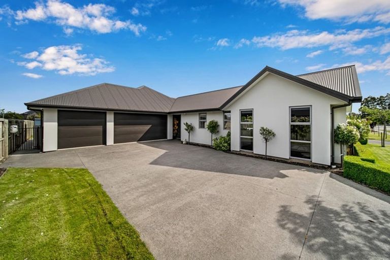 Photo of property in 73 Dynes Road, Rolleston, 7615