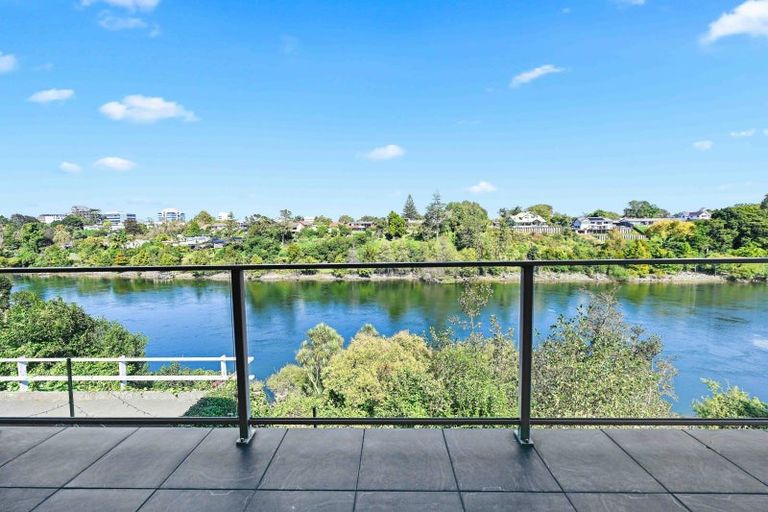 Photo of property in 355u3 River Road, Claudelands, Hamilton, 3214