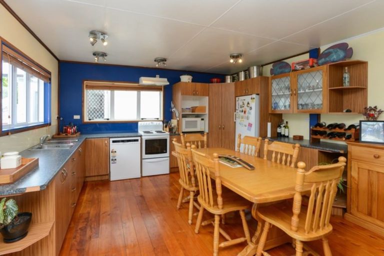 Photo of property in 10 Nelson Street, Waipukurau, 4200