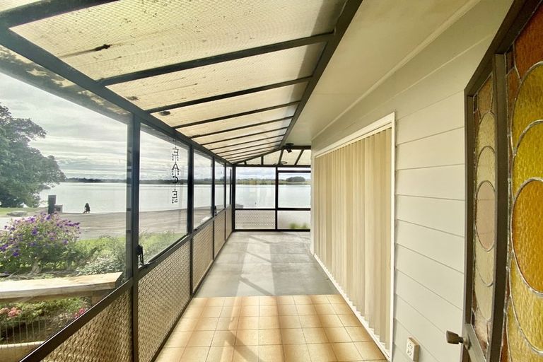 Photo of property in 23 Hazards Road, Weymouth, Auckland, 2103