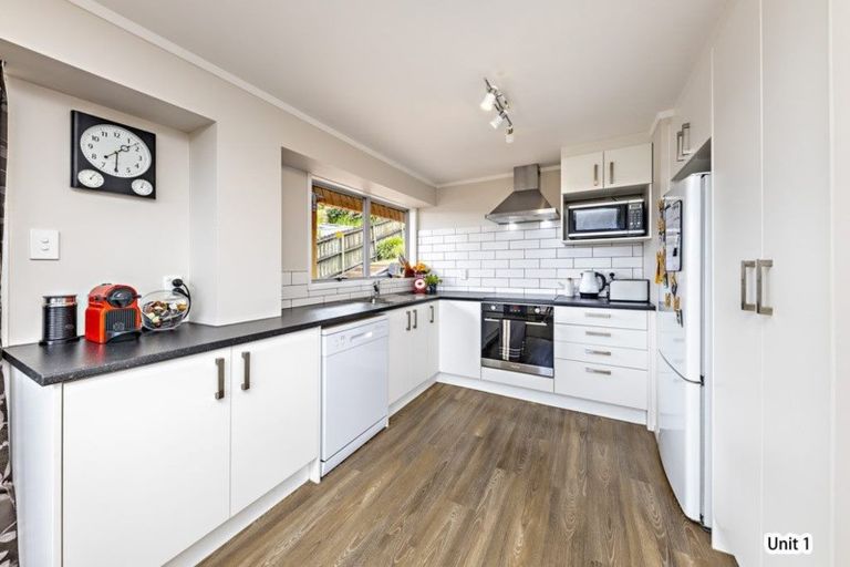 Photo of property in 8 Malaspina Place, Papatoetoe, Auckland, 2025