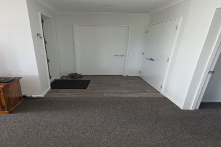 Photo of property in 6 Jasmine Street, Woodend, 7610