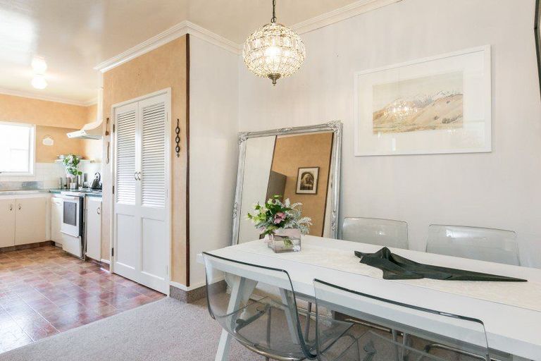 Photo of property in 1/26 Chester Street, Taradale, Napier, 4112