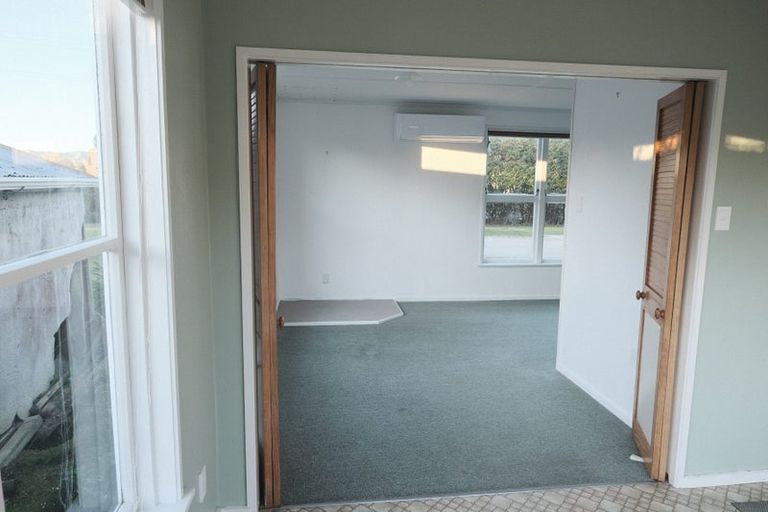 Photo of property in 9 Rangatira Road, Te Karaka, 4022