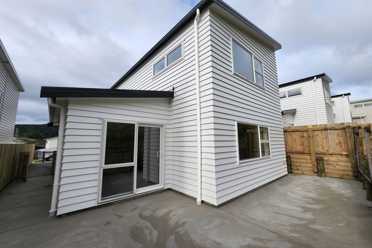 Photo of property in 25 Stockport Grove, Churton Park, Wellington, 6037
