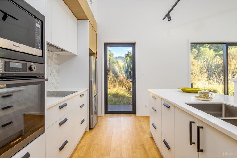 Photo of property in 1 Hislop Street, Geraldine, 7930