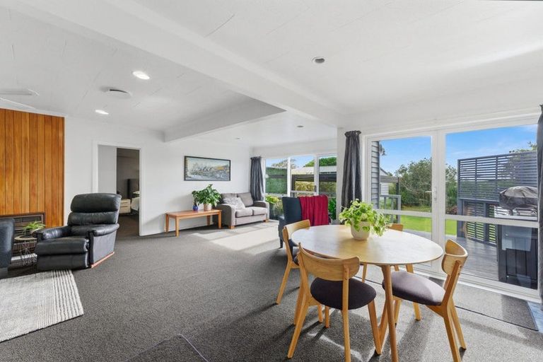 Photo of property in 327 Carrington Street, Vogeltown, New Plymouth, 4310