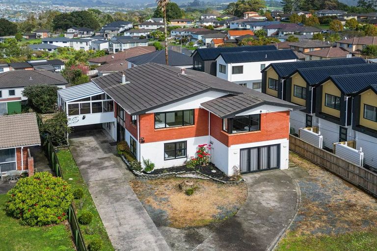 Photo of property in 250 Don Buck Road, Massey, Auckland, 0614