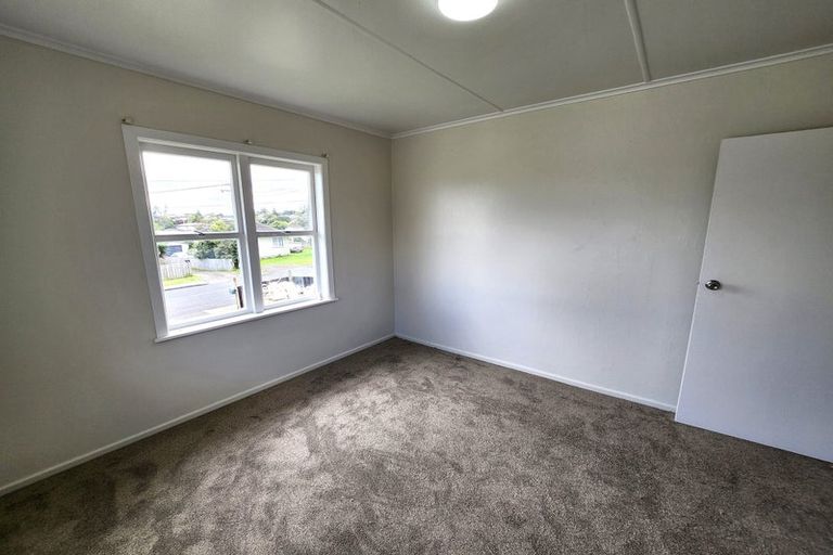 Photo of property in 30 Hooks Road, Manurewa, Auckland, 2102
