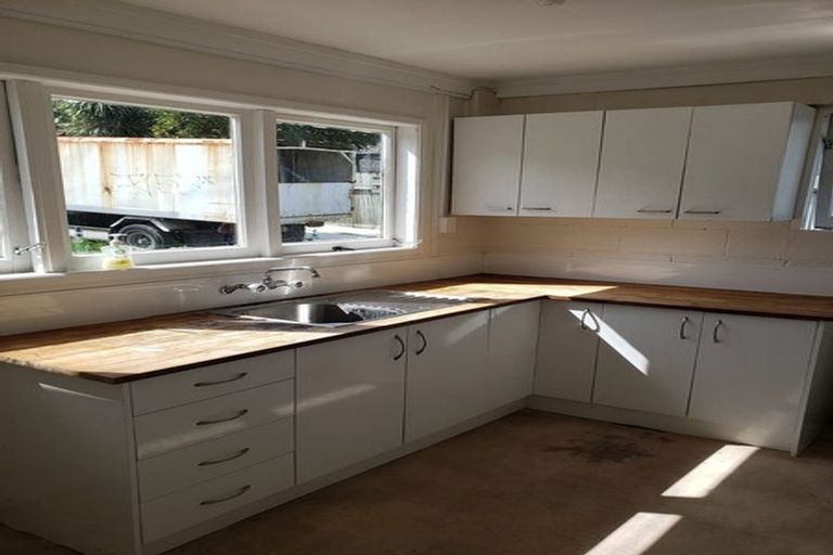 Photo of property in 1/23 Takanini Road, Takanini, 2112