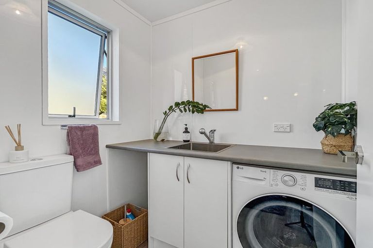 Photo of property in 50 Sylvan Avenue, Waikanae, 5036