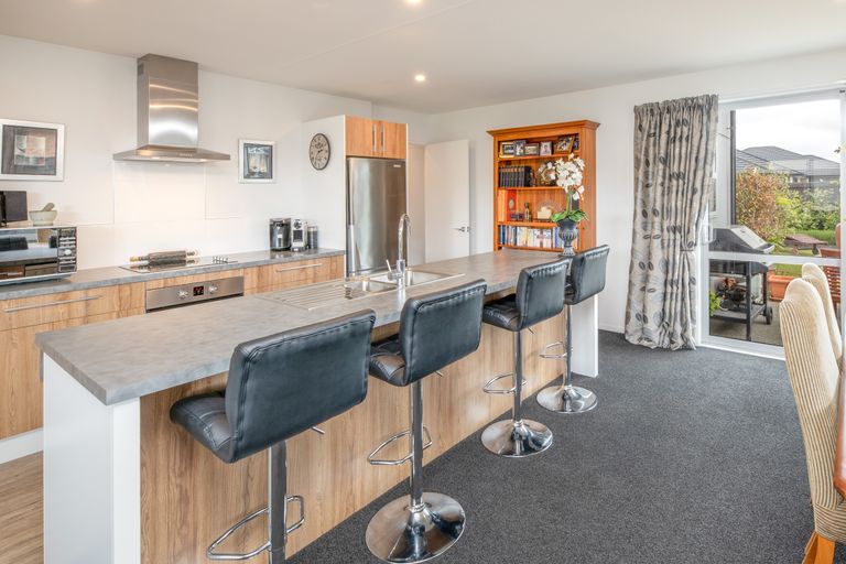 Photo of property in 10 Jasper Court, Rolleston, 7614