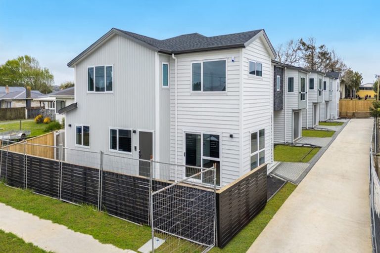 Photo of property in 121 Tui Road, Whangamata, 3620