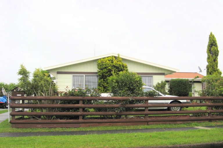 Photo of property in 8 Edge Street, Onerahi, Whangarei, 0110