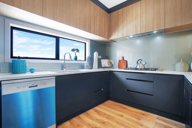 Photo of property in 14 Laquinta Place, Flat Bush, Auckland, 2019