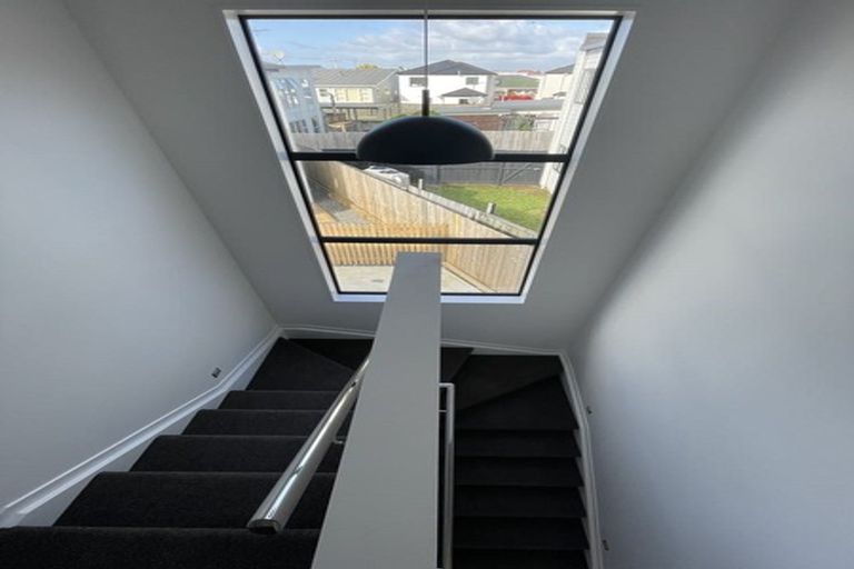 Photo of property in 29c Kenderdine Road, Papatoetoe, Auckland, 2025