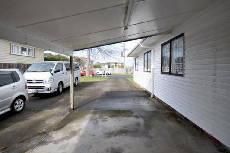 Photo of property in 10 Richard Avenue, Bucklands Beach, Auckland, 2014