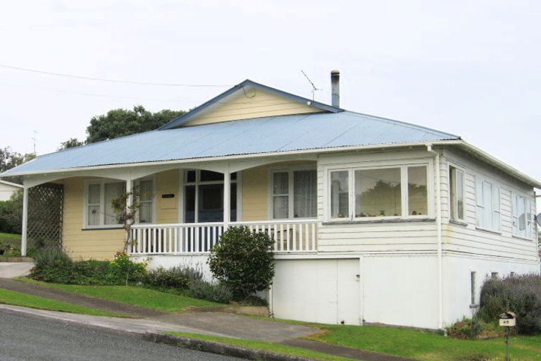 Photo of property in 47 Puriri Street, Helensville, 0800