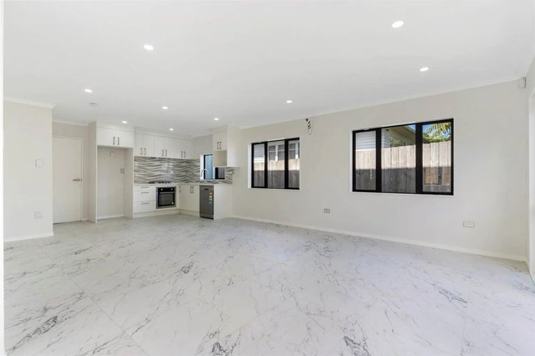 Photo of property in 19b Cornwall Road, Papatoetoe, Auckland, 2025